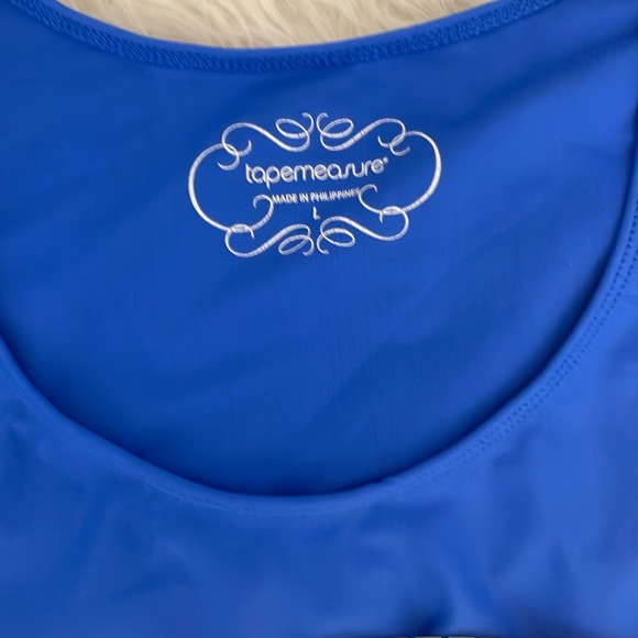 Tape measure blue tank top size Large - Picture 3 of 4